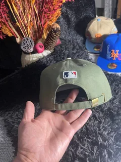 کلاه اسپورت نقابدار (بیسبال)