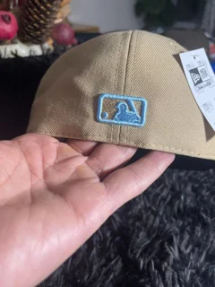 کلاه اسپورت نقابدار (بیسبال)